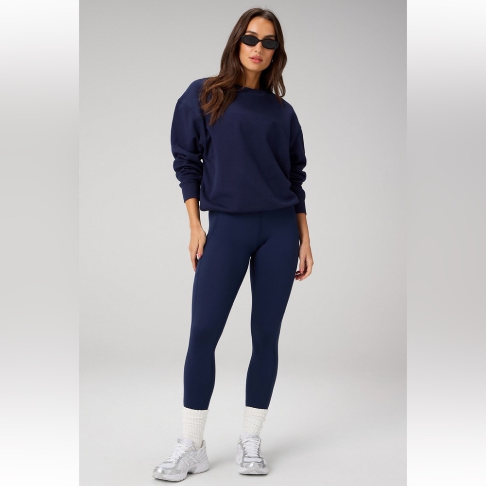 Fabletics Cozy Fleece Crew Neck Sweatshirt Large NWT Deep Navy - Picture 1 of 8